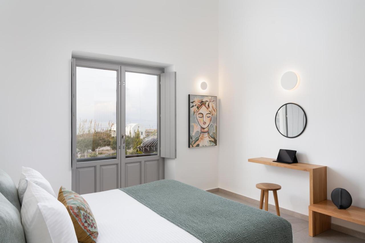 Saint John Oia-Exclusive Private Heated Pool Villas Luaran gambar