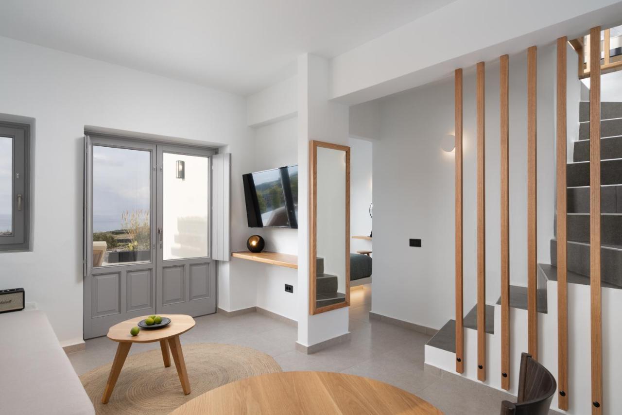 Saint John Oia-Exclusive Private Heated Pool Villas Luaran gambar